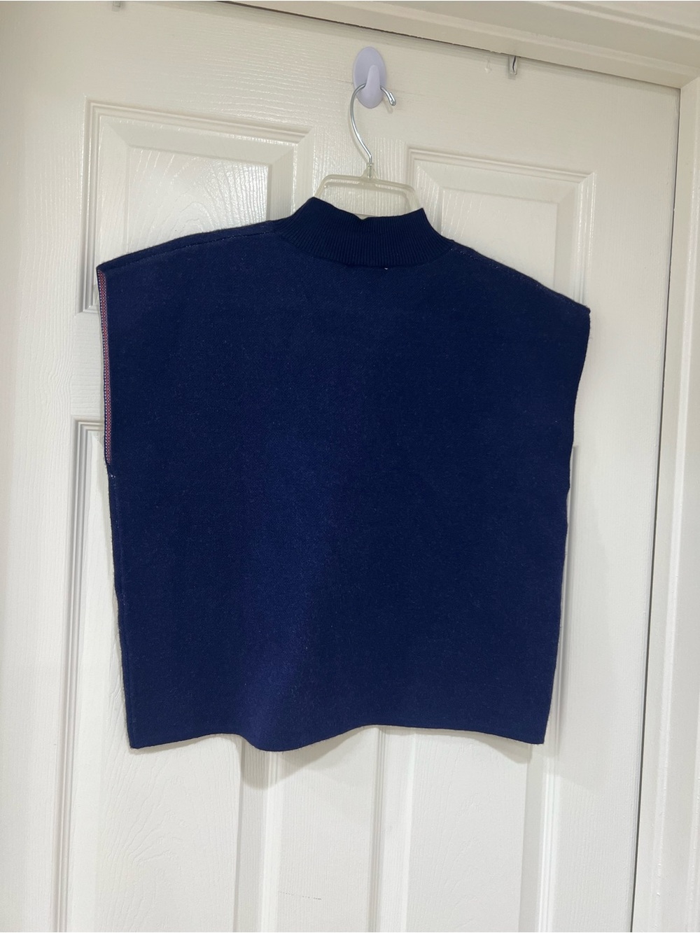 New Navy with Red Lobster Pattern Short Sleeve Sweater Top - Picture 6 of 7